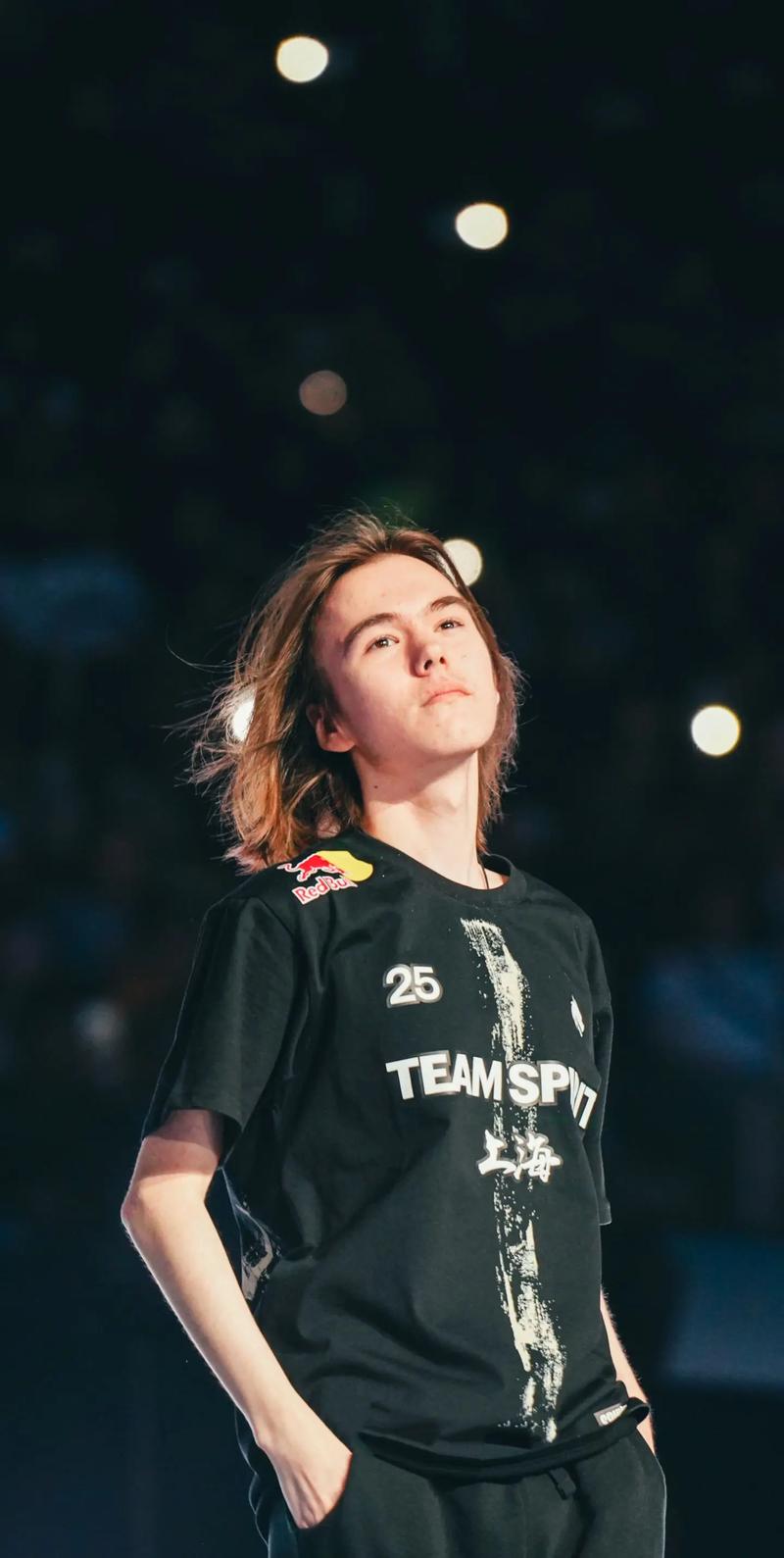 Dplus KIA 击败 Hanwha Life Esports 在 LCK 2025 赛季