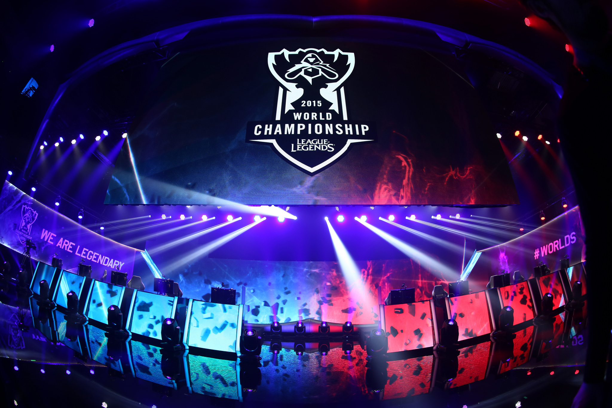 白云又叕倒啦！icon伊泽瑞尔超神暴走三杀 icon队1-0Letme队